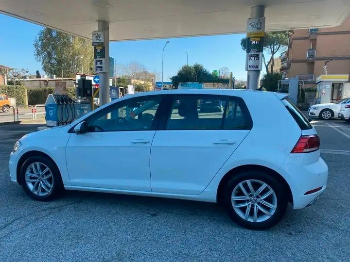 Volkswagen Golf 1.0 TSI 85 CV 5p. Trendline BlueMotion Technology