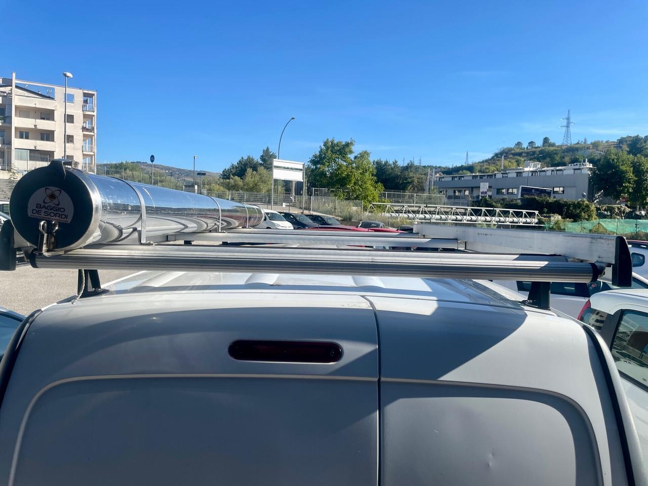 Renault Kangoo dCi 115CV Maxi SCAFFALATURA