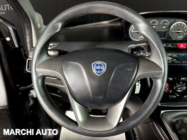 LANCIA Ypsilon 1.2 69 CV 5 porte Gold