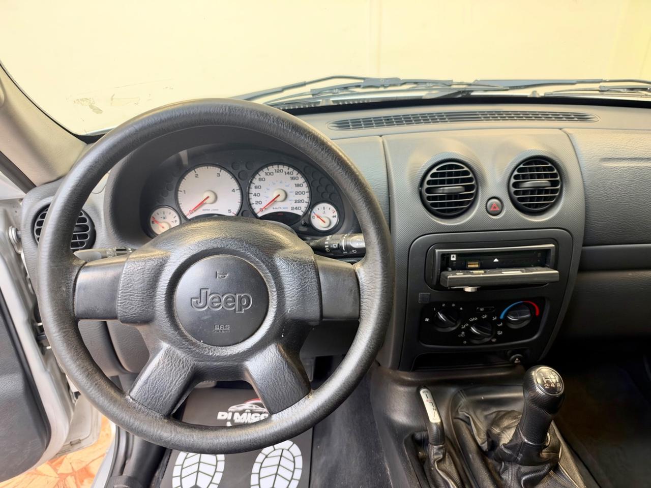Jeep Cherokee 2.5 CRD Sport