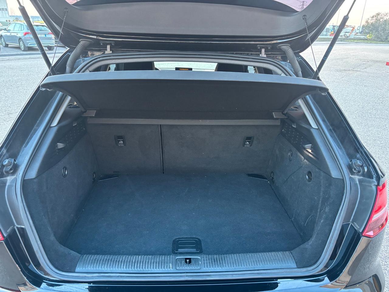 Audi A3 SPB 30 g-tron S tronic Business