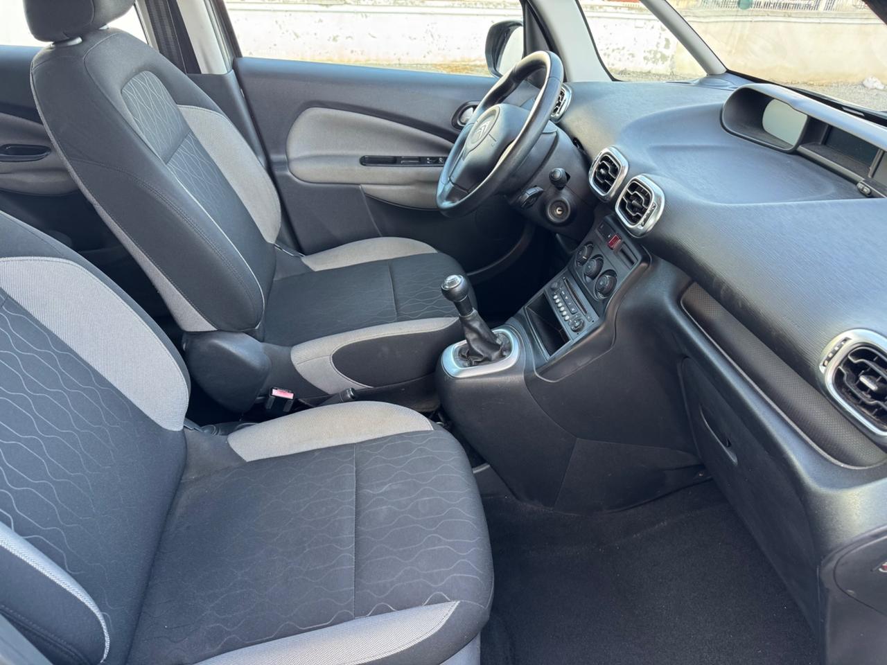 Citroen C3 Picasso 1.6 HDi 92CV -GANCIO TRAINO-
