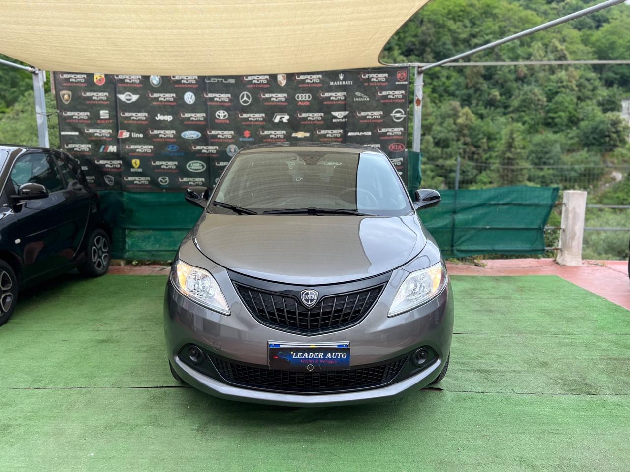 Lancia Ypsilon 1.0 FireFly 5 porte S&S Hybrid 4.000 Km