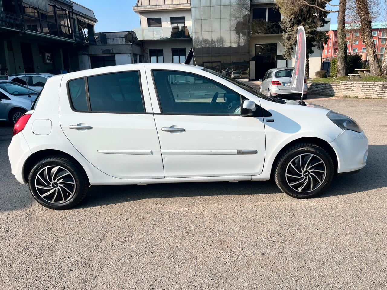 Renault Clio 1.2 16V TCE 100CV 5 porte Dynamique