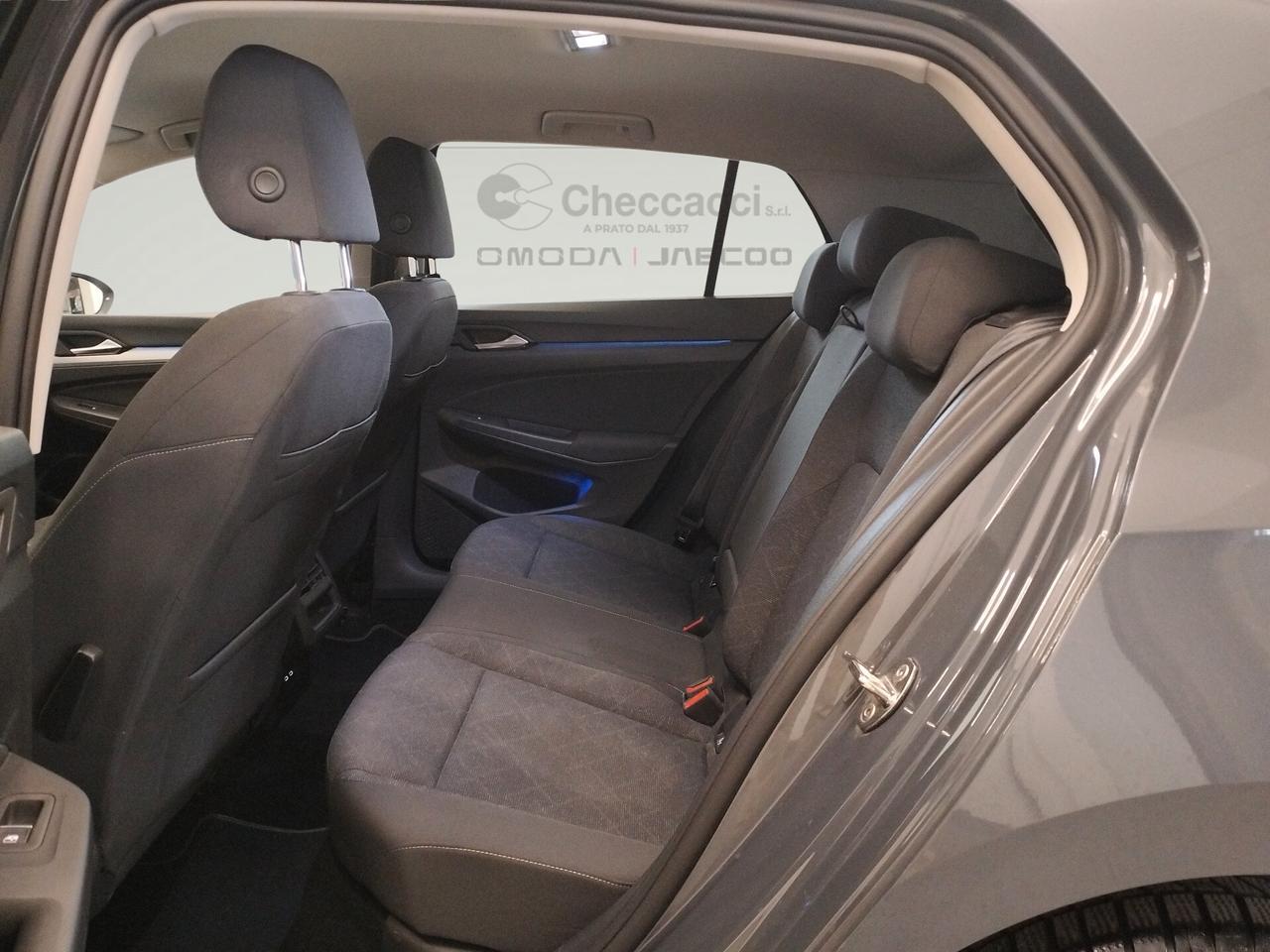 Volkswagen Golf VIII 2020 2.0 tdi Life 115cv dsg