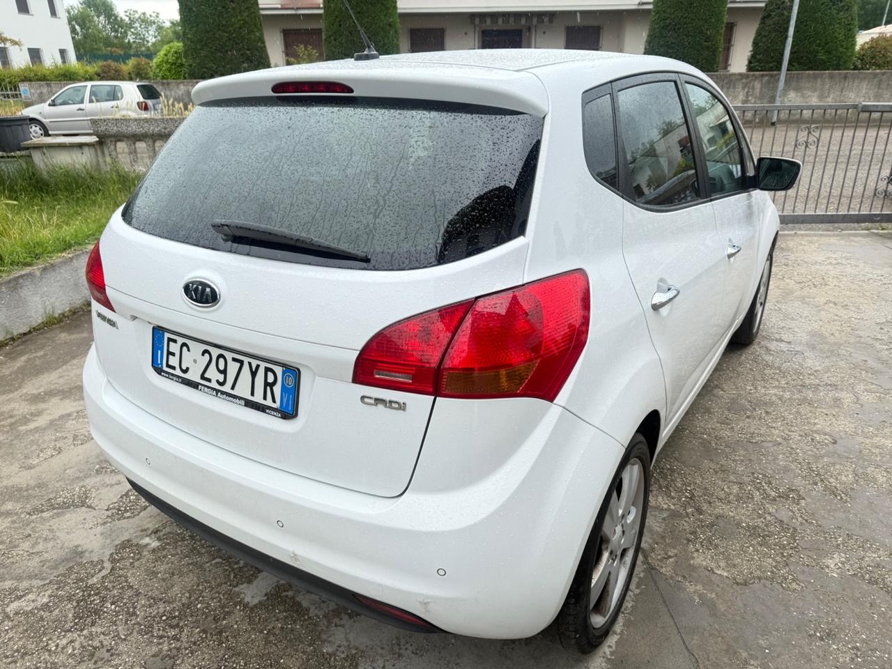 Kia Venga 1.6 CRDi DIESEL FULL OPT POCHI KM NEOPATE