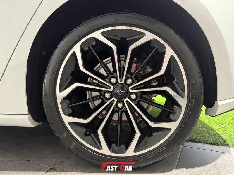 Ford Focus 1.0 EcoBoost Hybrid 125CV 5p. ST Line