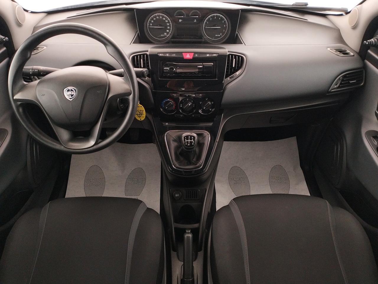 Lancia Ypsilon 1.2 69 CV Silver - NEOPATENTATI