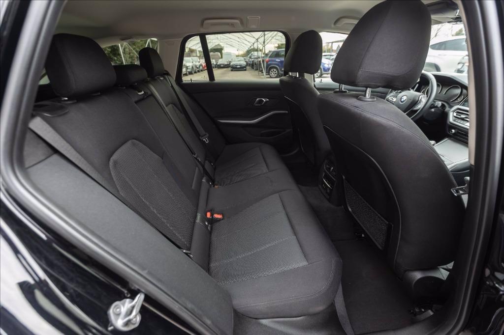 BMW 318d Touring Business Advantage auto del 2020