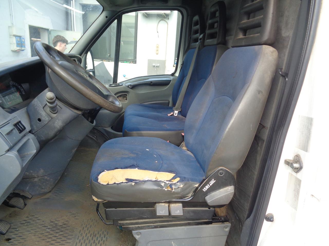 Iveco Daily 35S10 2.3 Hpi PC Cabinato