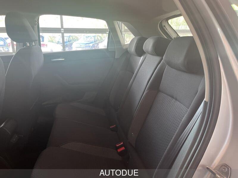 Volkswagen Polo VI 2022 1.0 tsi Life 95cv dsg
