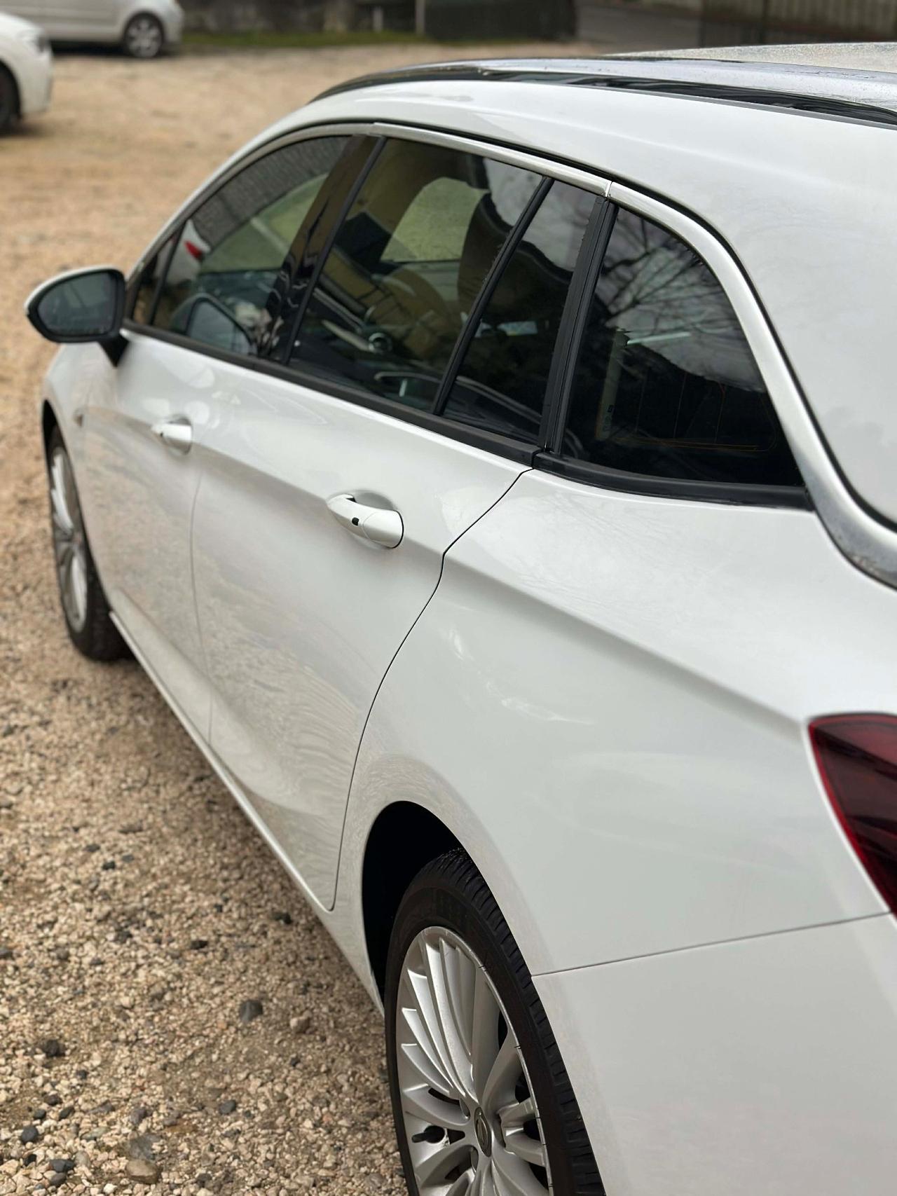 Opel ASTRA 1.6 CDTi 136CV SPORTS TOURER INNOVATION KMCERT