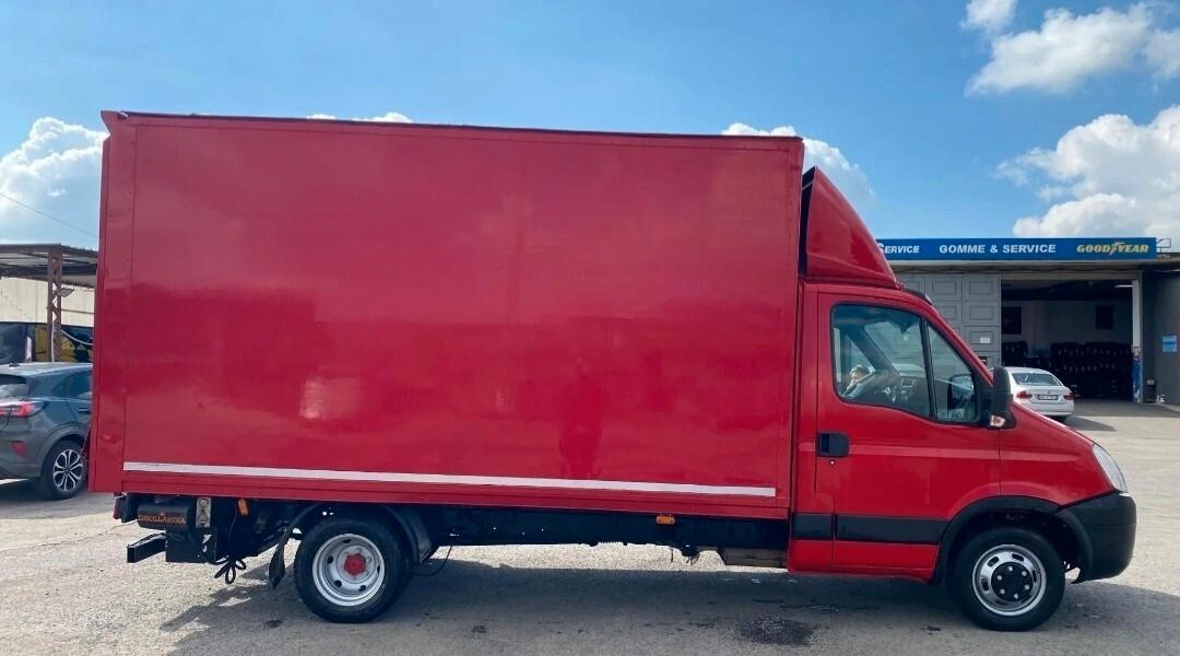 IvecoDaily355c15 Sponda idraulica