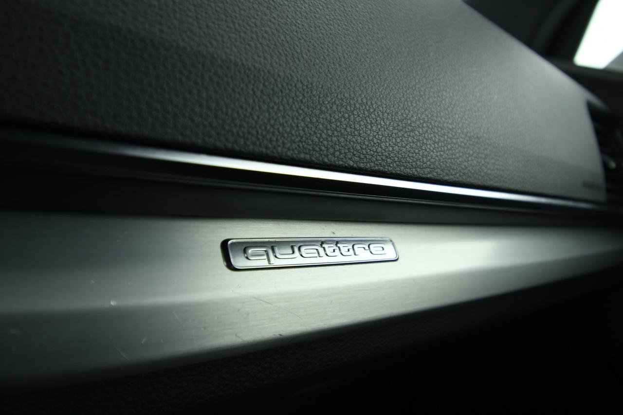 AUDI Q5 40 2.0 tdi mhev 12V S line quattro s-tronic ACC+CAMERA+APP CONNECT