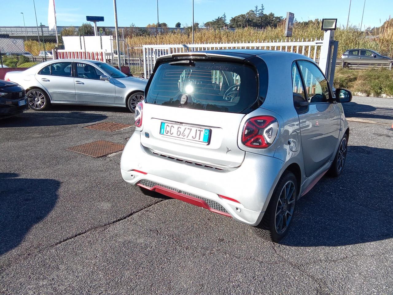 Smart ForTwo EQ Ushuaïa Silver Matt 22kW