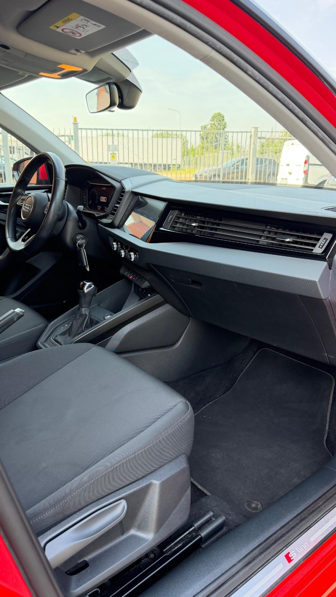 Audi A1 SPB 30 TFSI S tronic line edition