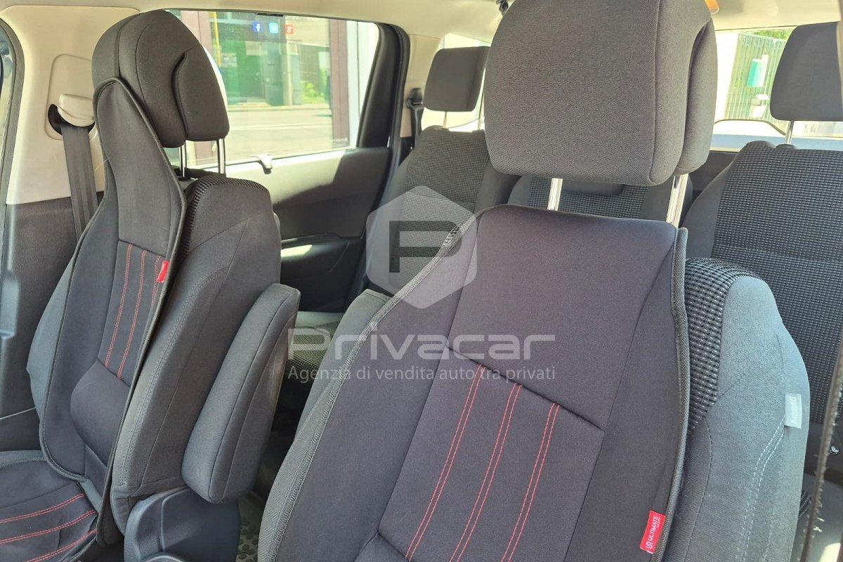 PEUGEOT 5008 1.6 HDi 115CV Active