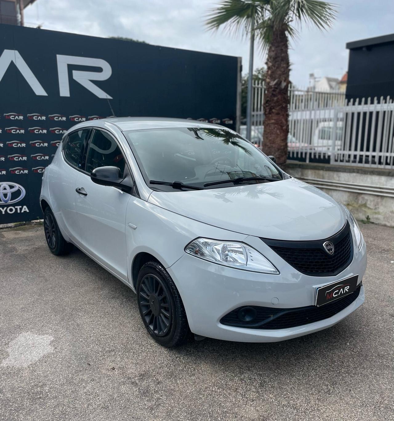 Lancia Ypsilon 1.2 69 CV 5 porte GPL Ecochic Elefantino