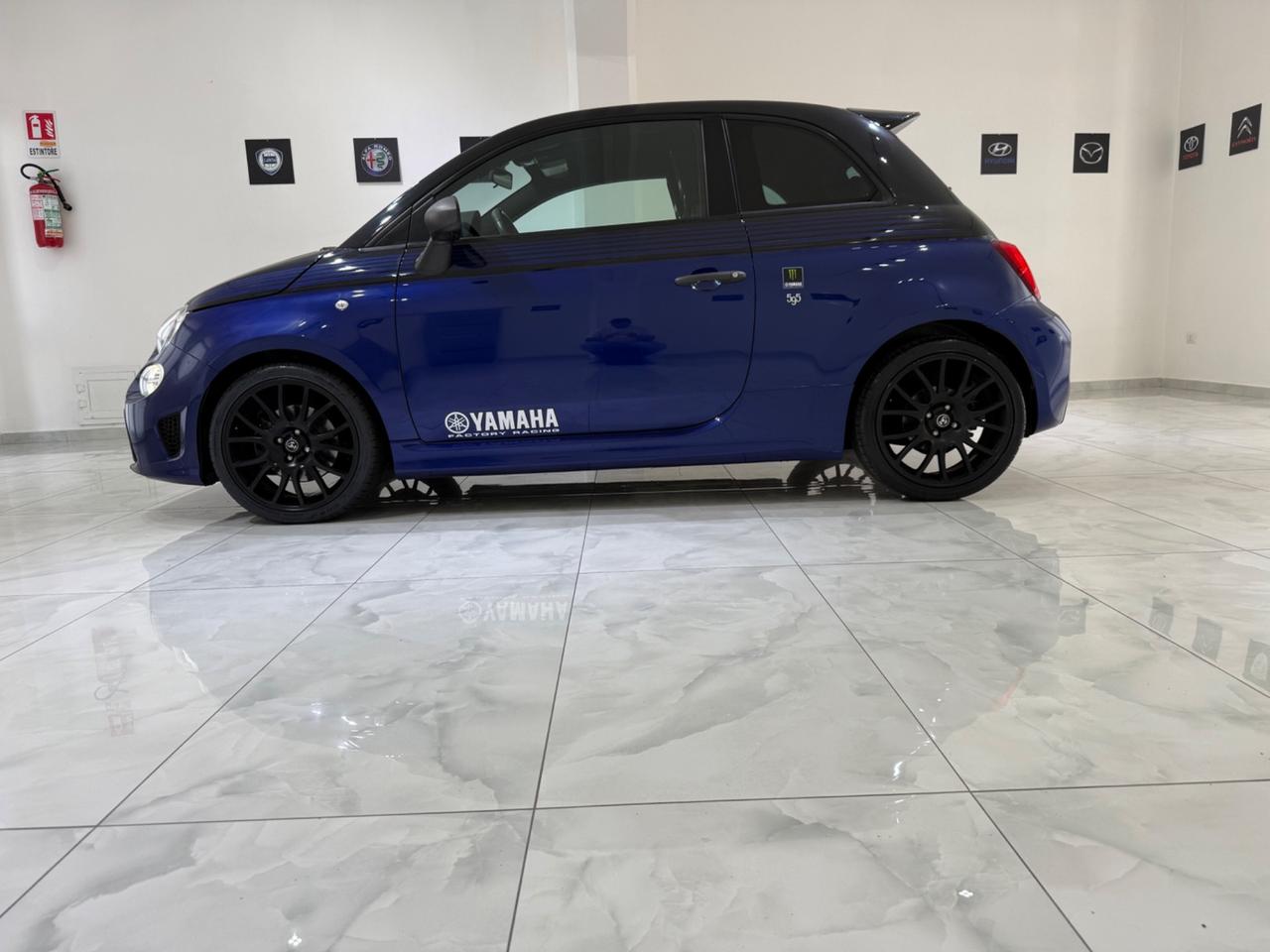 ABARTH 595 1.4 TURBO T-JET 165 CV MONSTER ENERGY YAMAHA