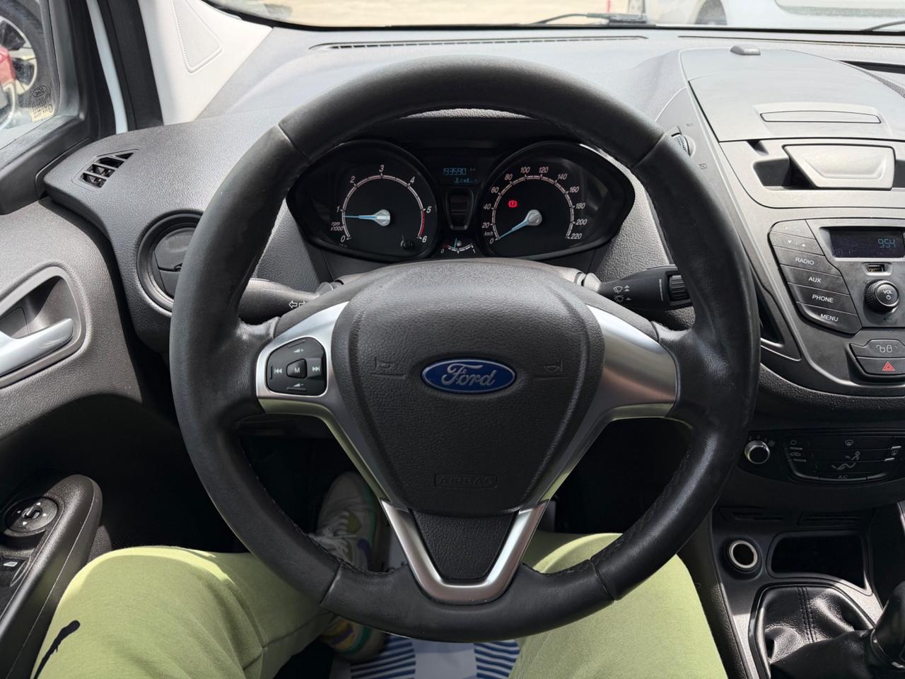 Ford Transit Courier 1.5 TDCi 75CV Van Entry
