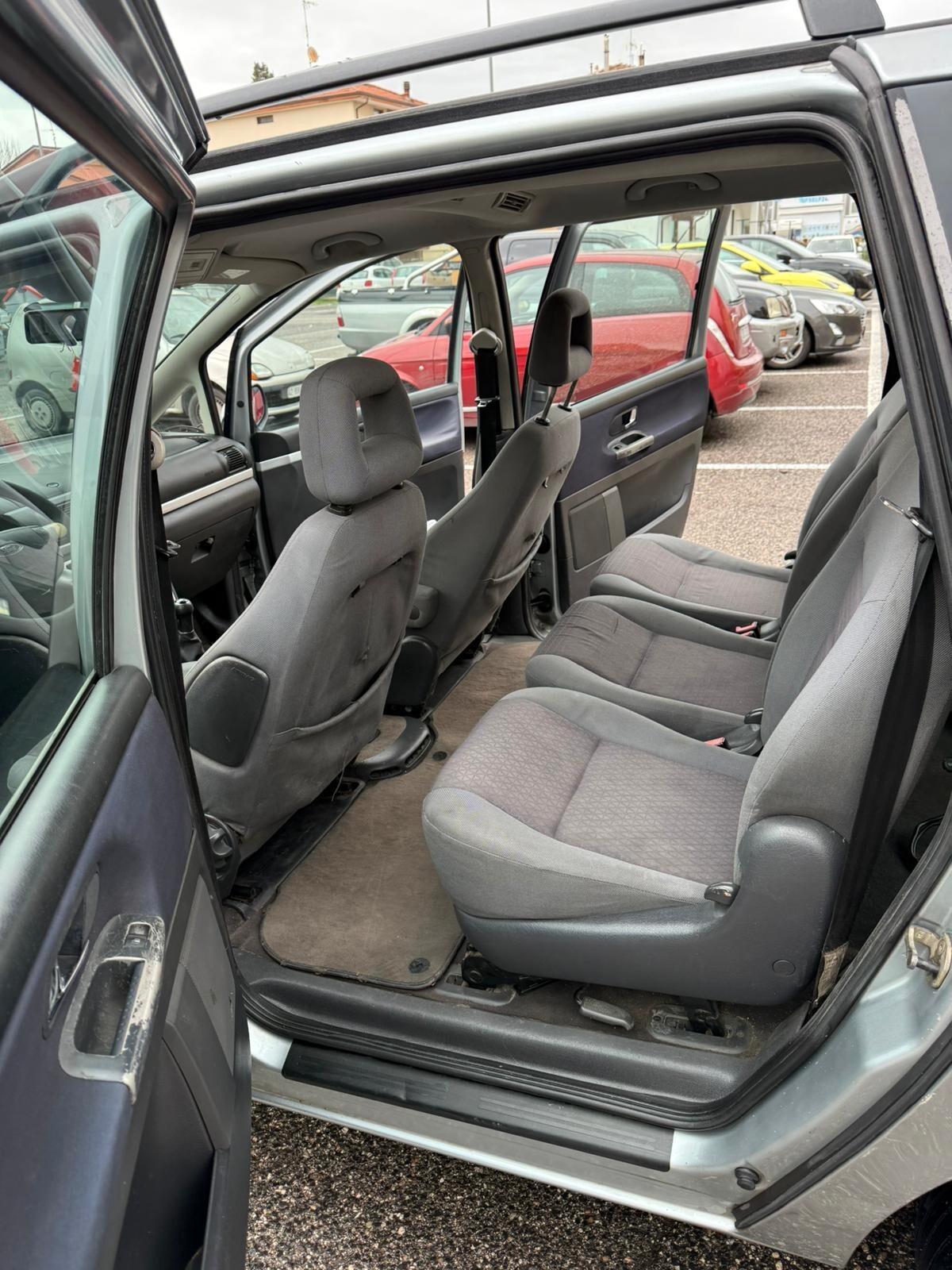 Ford Galaxy 2004 1.9 TDI (130CV) 6 MARCE 7 POSTI PERFETTAMENTE FUNZIONANTE