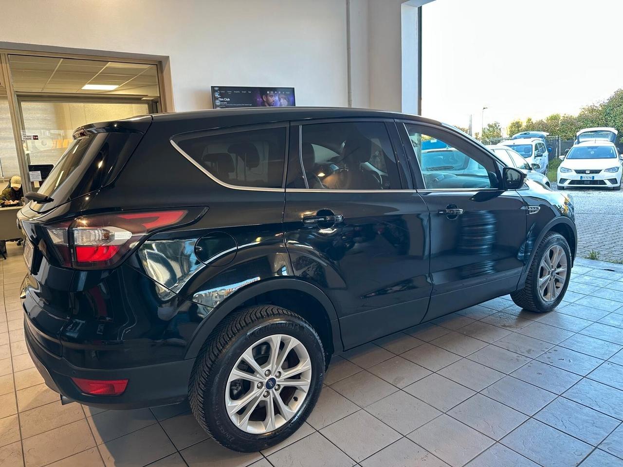 Ford Kuga 1.5 TDCI 120 CV S&S 2WD Titanium