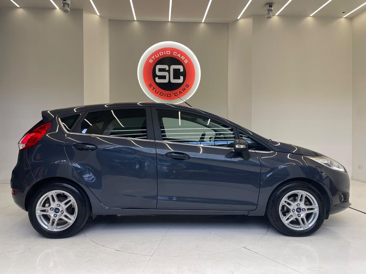 Ford Fiesta 1.5 TDCi 75CV 5 porte Titanium