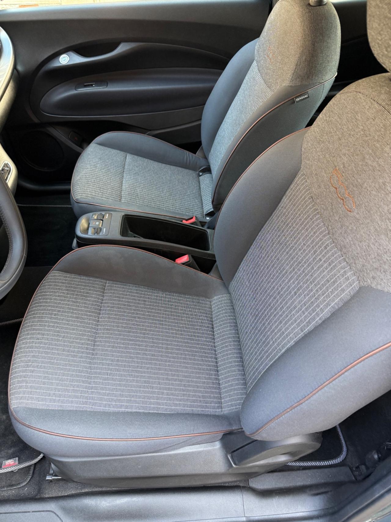 Fiat 500 500e Berlina 42 kWh Passion
