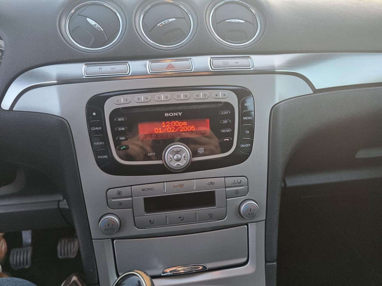 Ford Galaxy 2.0 TDCi 140 CV Ghia - 2009 7 POSTI