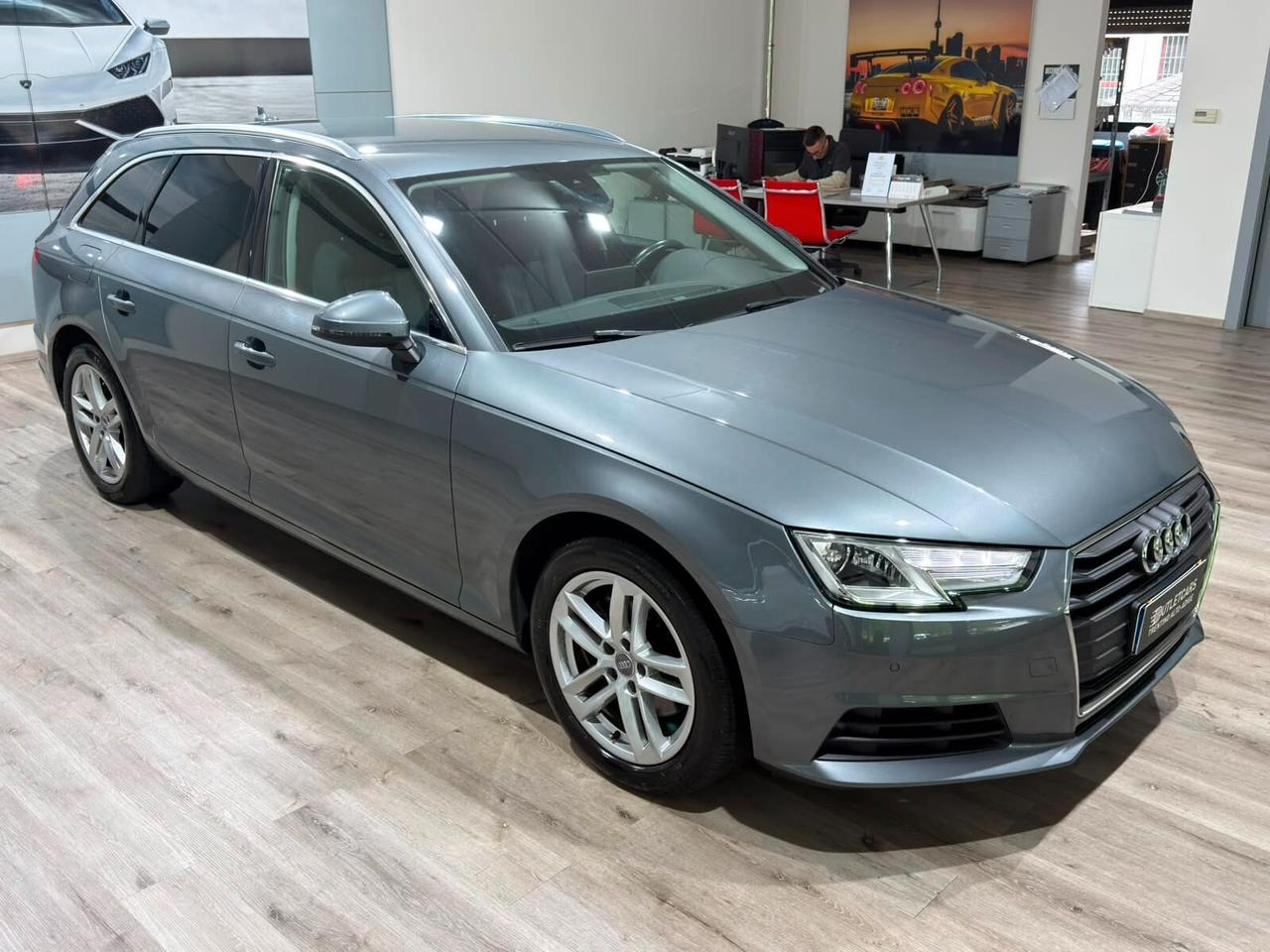 AUDI A4 AVANT 35 2.0 TDI 150CV S-TRONIC 2019
