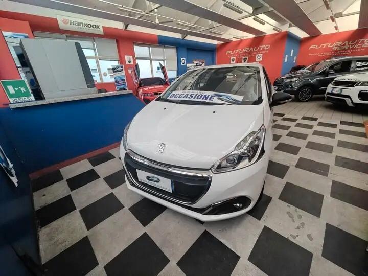 Peugeot 208 PureTech 82 5 porte Allure