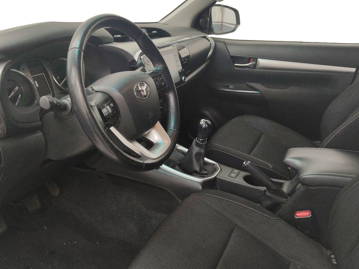 TOYOTA Hilux 4ª serie - Hilux 2.4 D-4D 4WD 4 porte Double Cab Loung