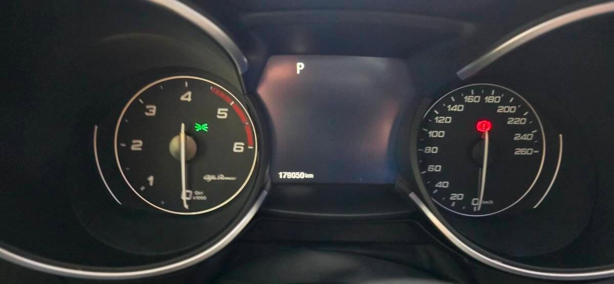 Alfa Romeo Stelvio Executive Q4 210cv *motore nuovo Gar Alfa 2anni*