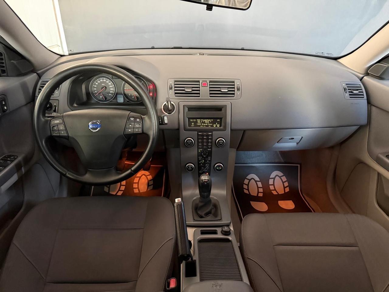 Volvo V50 D4 R-design