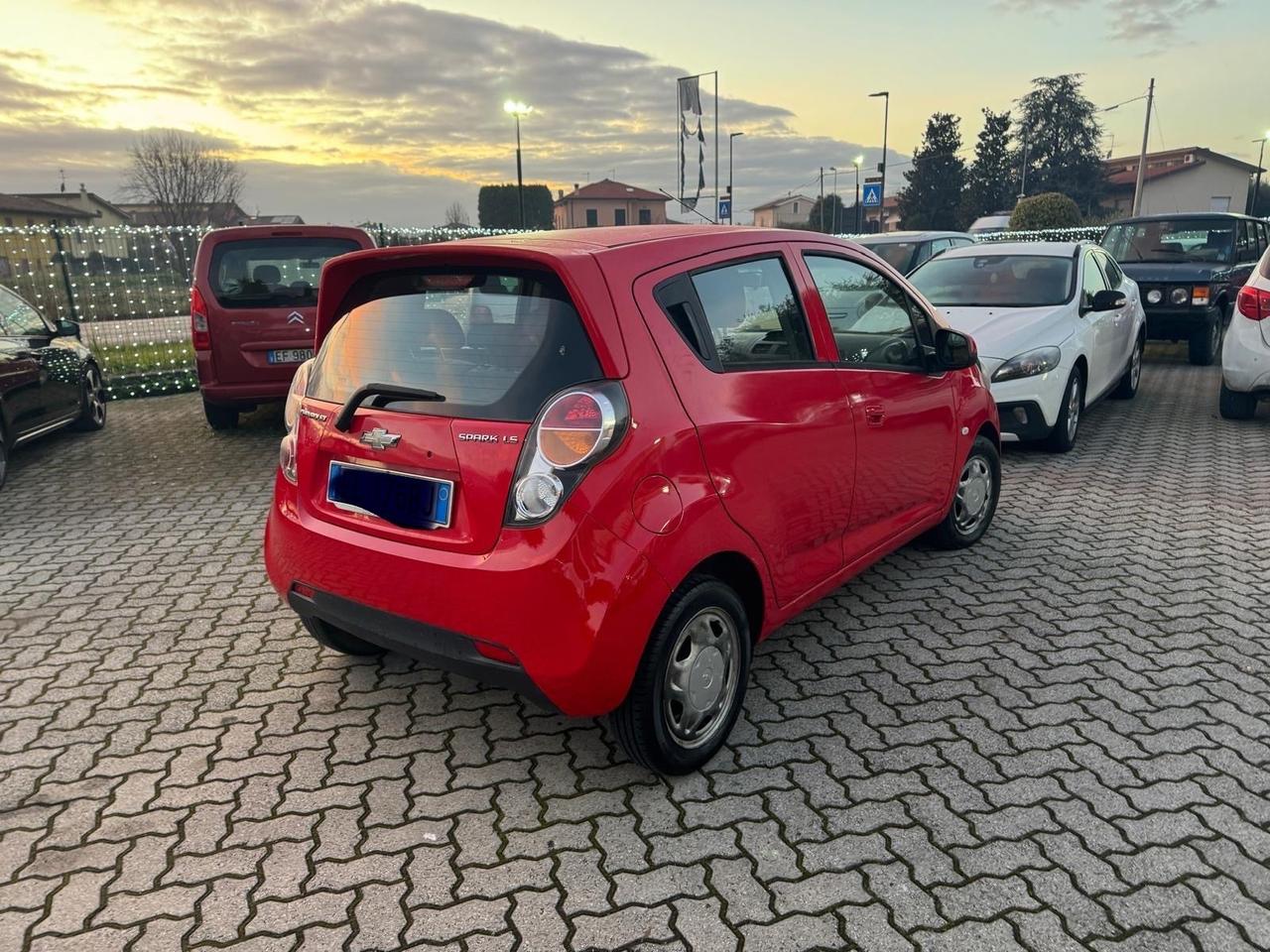 Chevrolet Spark 1.0 LT