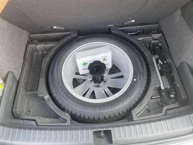 Skoda Karoq 1.5 tsi Selection dsg