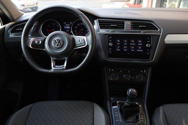 VOLKSWAGEN Tiguan 2.0 TDI Sport R-LINE 19" Full LED ACC Radar