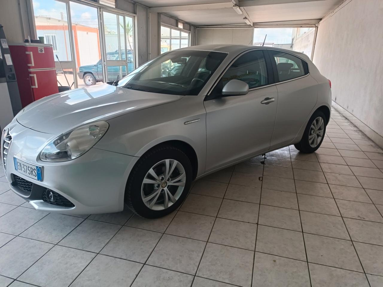 Alfa Romeo Giulietta 1.6 JTDm-2 105 CV Progression
