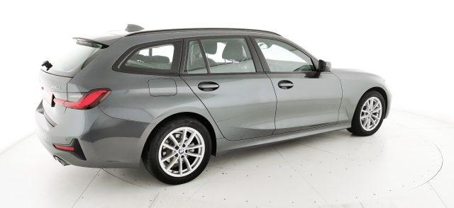 BMW 320 d Touring mhev 48V xdrive Business Advantage auto