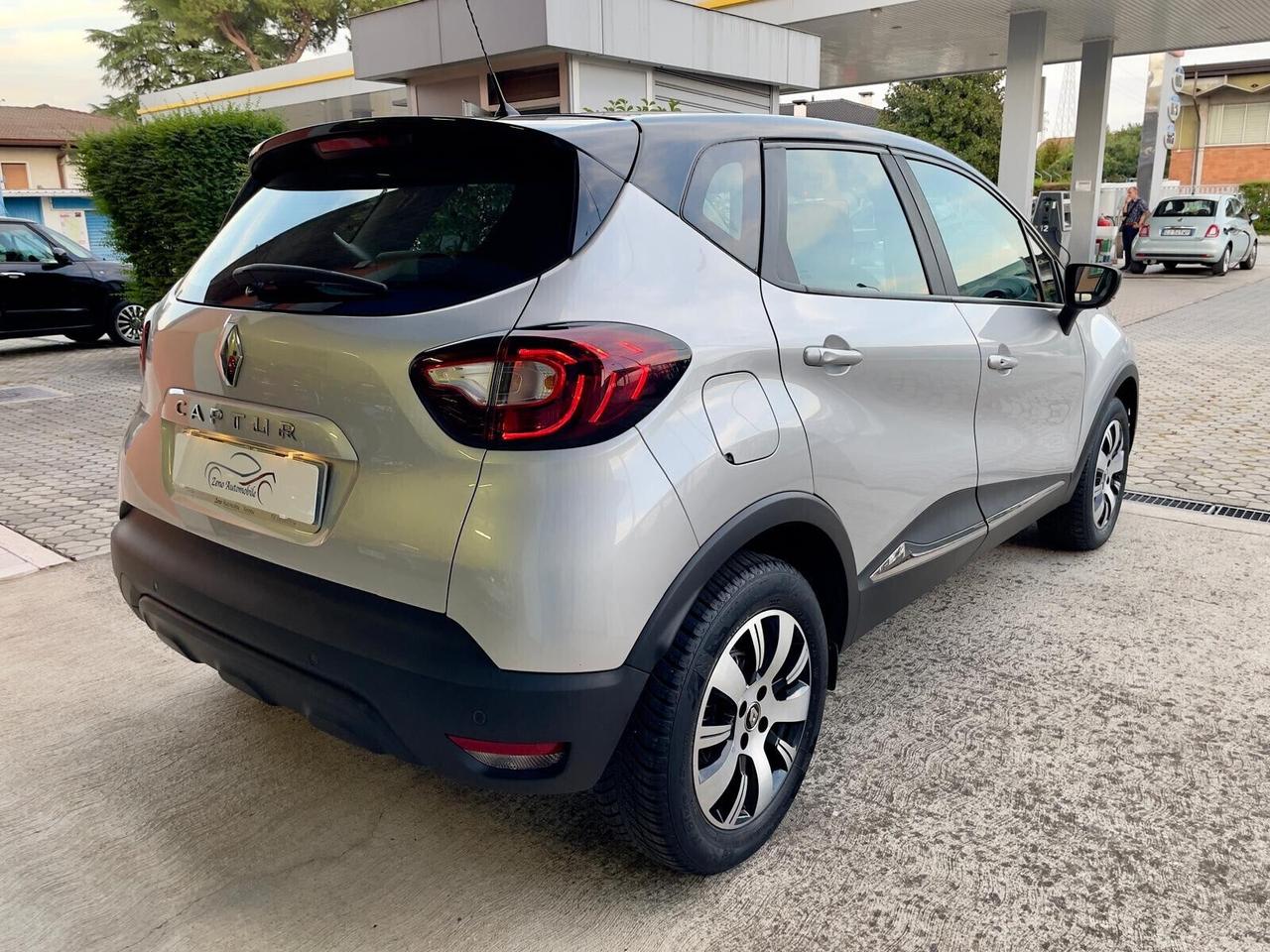 Renault Captur EXPERIENCE
