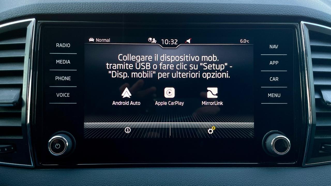 SKODA KAROQ 2.0 TDI STYLE DSG 115CV - FULL LED, KEYLESS SYSTEM, NEOPATENTATI