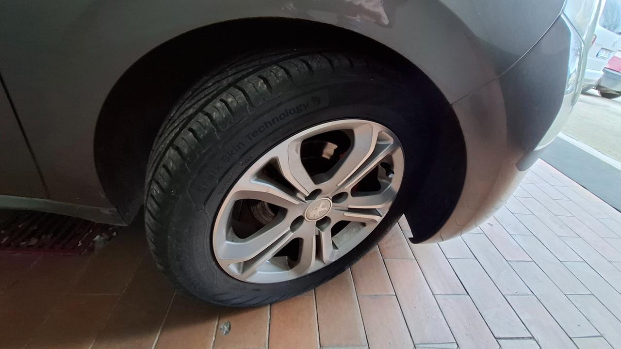 Peugeot 208 1.4 VTi 95 CV 5p. Active