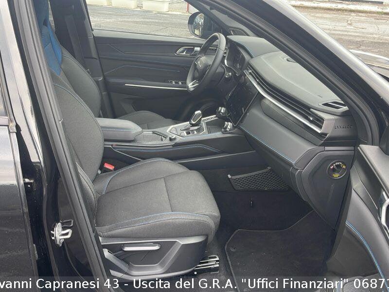 Lynk & Co 01 01 PHEV