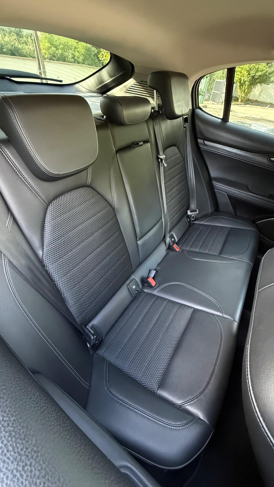 Alfa Romeo Stelvio 2.2 Turbodiesel 210 CV AT8 Q4 Super