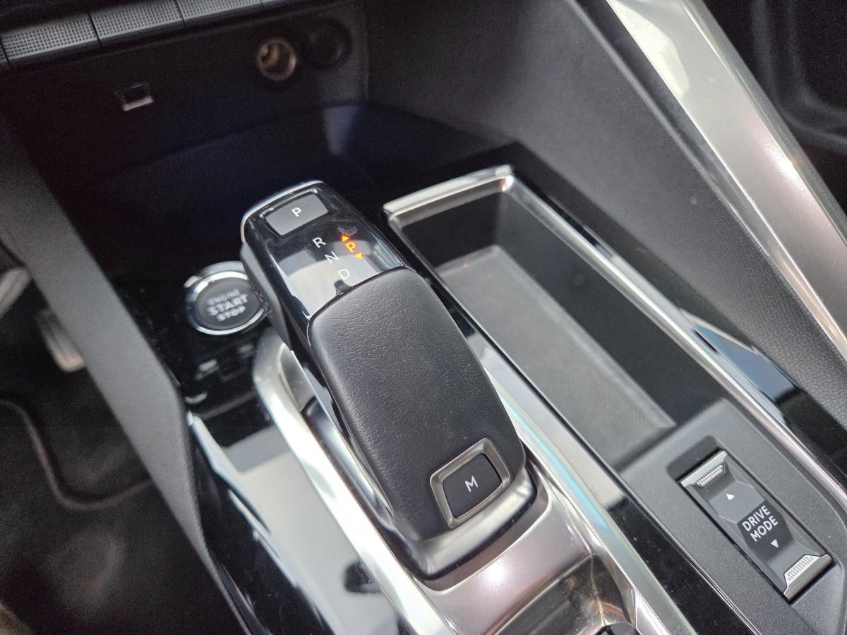 PEUGEOT 3008 II 2021 - 3008 1.5 bluehdi Allure s&s 130cv eat8