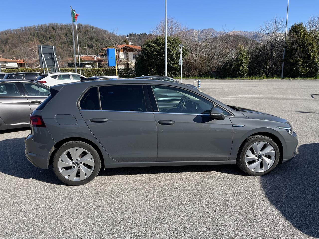 VW GOLF 8 2000 TDI 150 CV DSG STYLE
