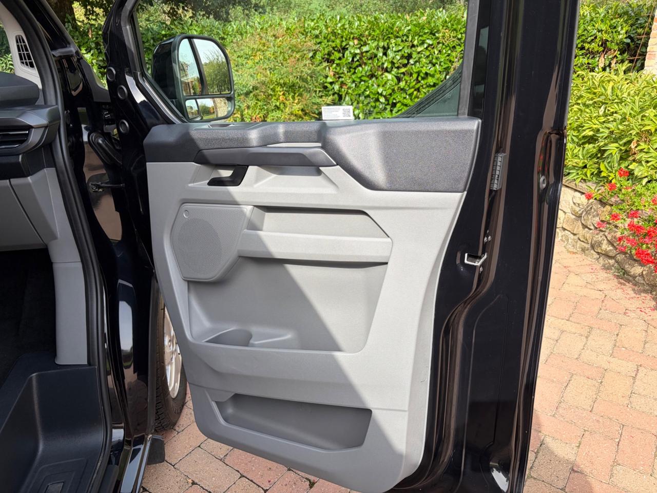Ford Tourneo Custom Transit doppia cabina titanum 320 L2H1