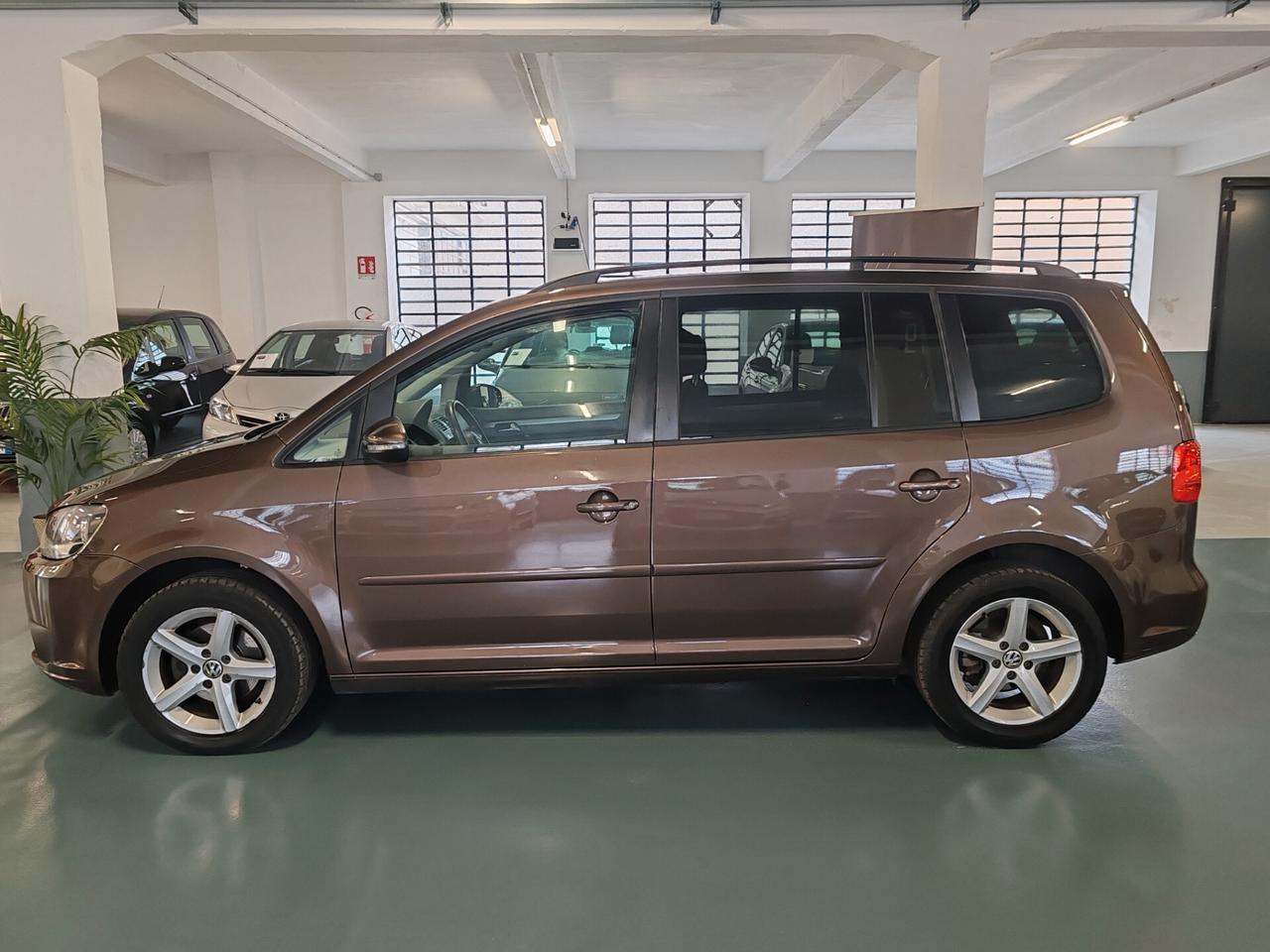 Volkswagen Touran 1.6 TDI DSG Comfortline