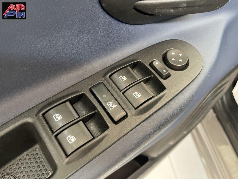 Lancia Ypsilon 1.0 FireFly 5 porte S&S Hybrid Platino