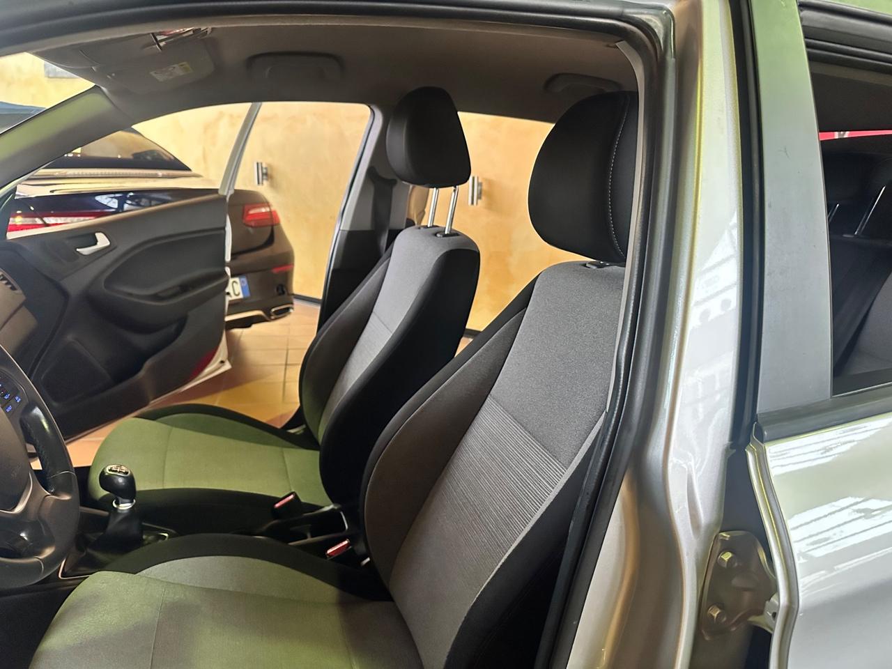 Hyundai i20 1.2 84 CV 5 porte Econext GPL